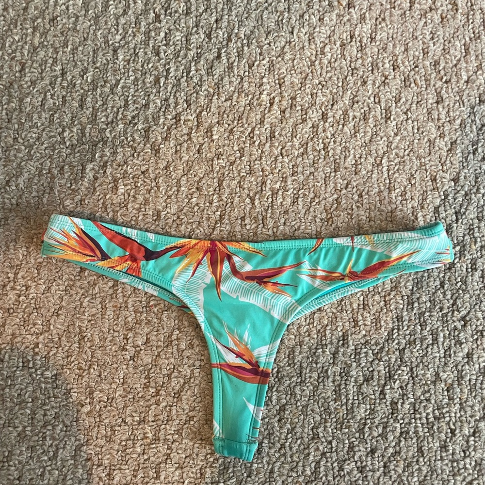 Pakaloha bottoms S size